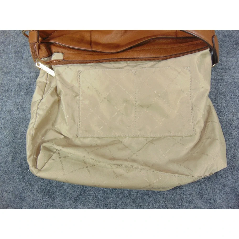 Michael Kors Bedford Purse‎ Brown Pebbled Leather Shoulder Bag Zip Top